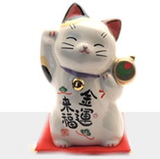 Grand Maneki Neko attire l'Argent